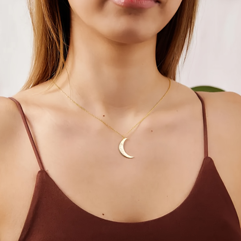 Custom Name Women's 18K Golden Plated Pendant Necklace